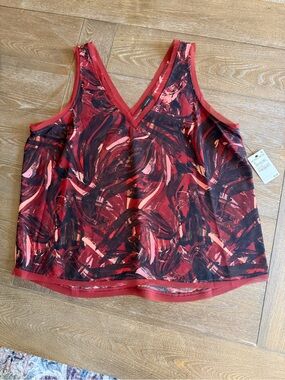Halogen Burgundy Rust Abstract V-Neck Tank Blouse NWT